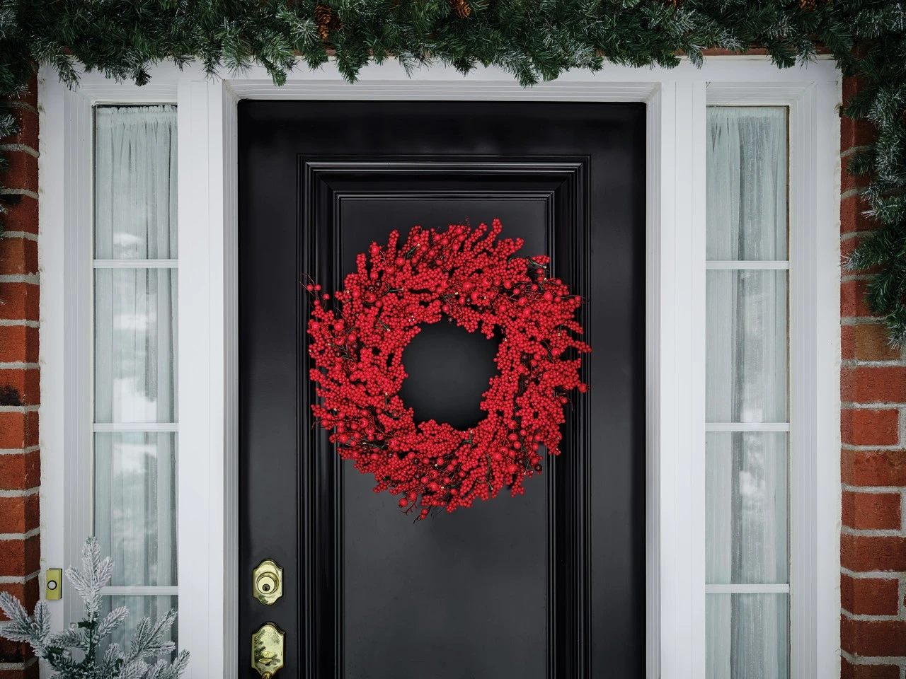 Holiday Living Christmas Wreath Berry Indoor Or Outdoor 24-in 6 Holiday Living Christmas Wreath Berry Indoor Or Outdoor 24-in - Image 4