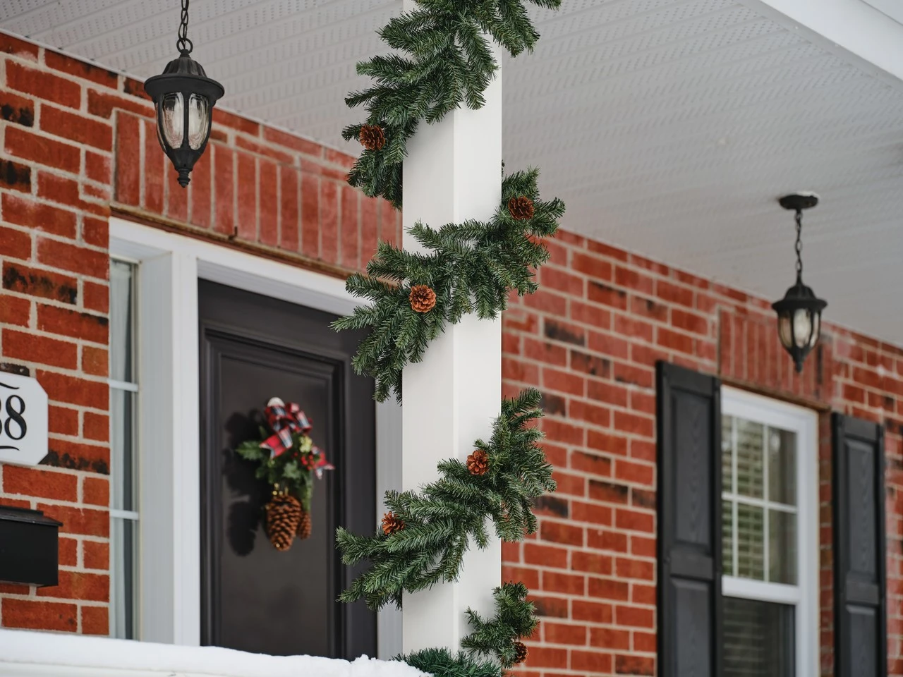Holiday Living Christmas Scottsdale Pine Garland Green 9-ft 6 Holiday Living Christmas Scottsdale Pine Garland Green 9-ft - Image 4