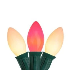 Northlight 24-ft Opaque Red And White C9 Christmas Lights - 25-Light