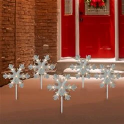Northlights 5-Light Snowflake Christmas Pathway Marker Lawn Stakes 8-ft